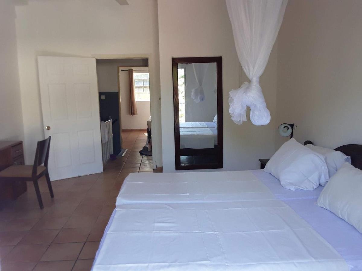 Riyan Apartment Kololi Εξωτερικό φωτογραφία