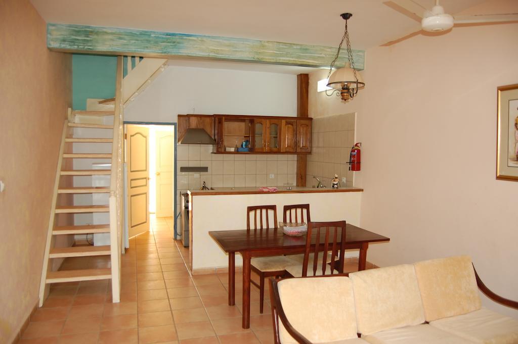 Riyan Apartment Kololi Δωμάτιο φωτογραφία