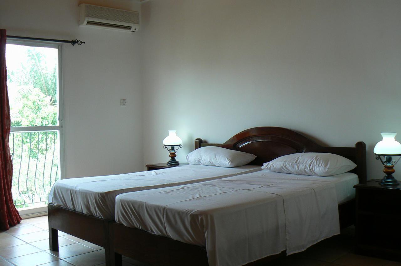 Riyan Apartment Kololi Εξωτερικό φωτογραφία