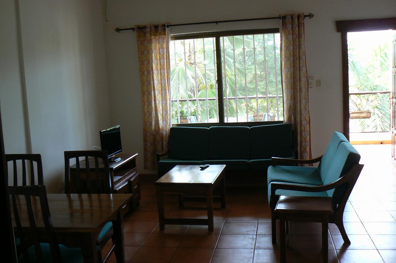 Riyan Apartment Kololi Εξωτερικό φωτογραφία